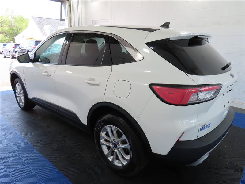 Used 2022 Ford Escape SE AWD/4WD image 6