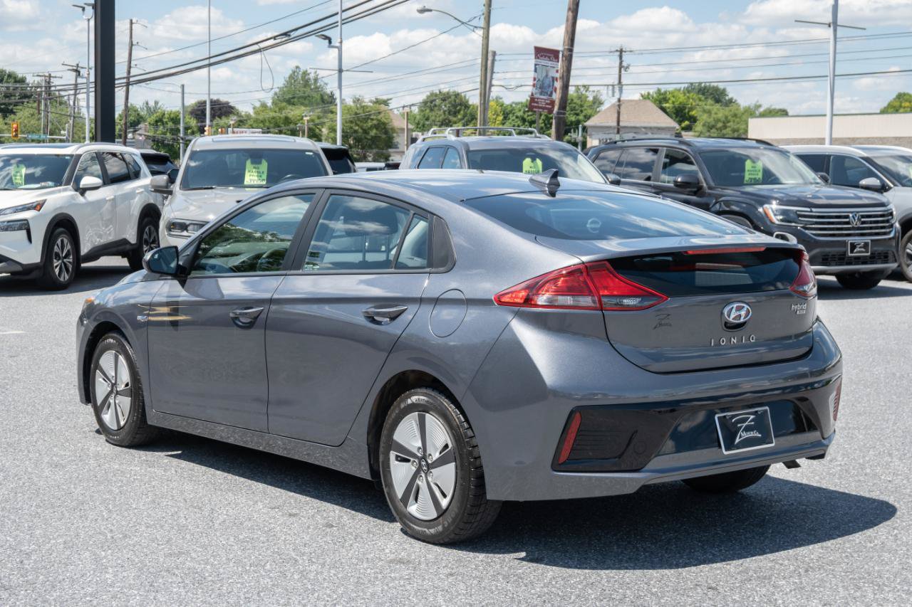 Used 2018 Hyundai Ioniq Blue FWD image 8