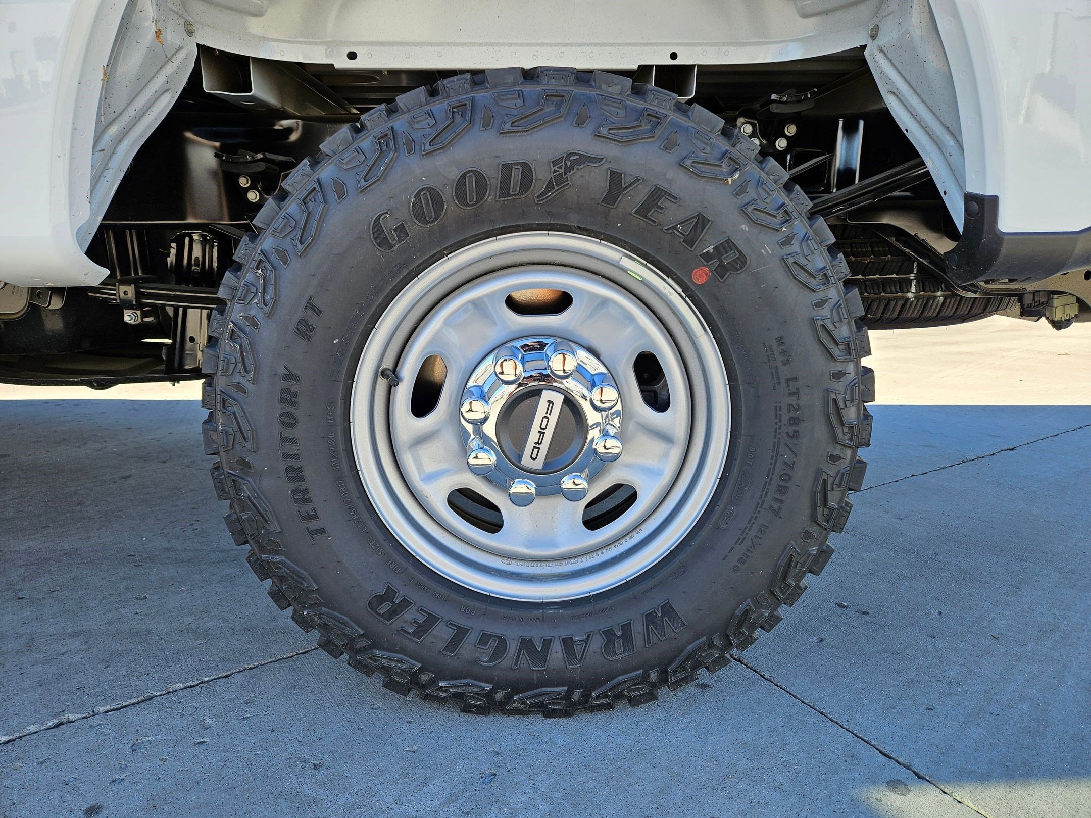 New 2025 Ford F350 XL w/ XL Off-Road Package AWD/4WD image 17