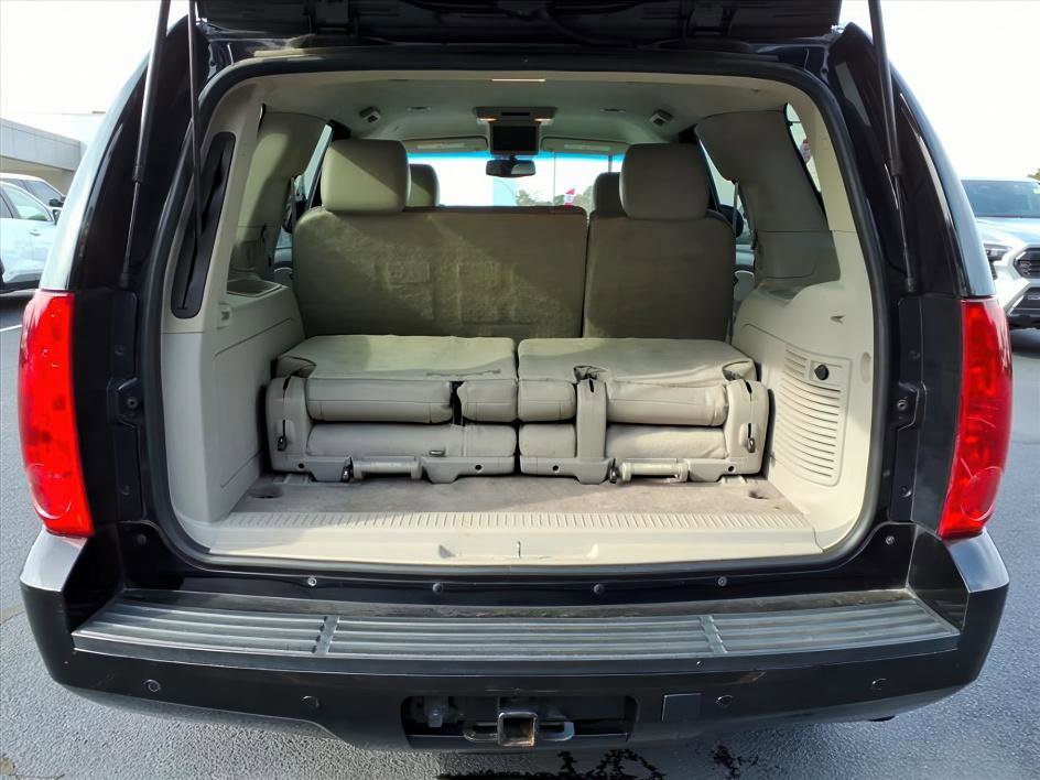 Used 2012 GMC Yukon SLT w/ SLT-2 Equipment Package image 9