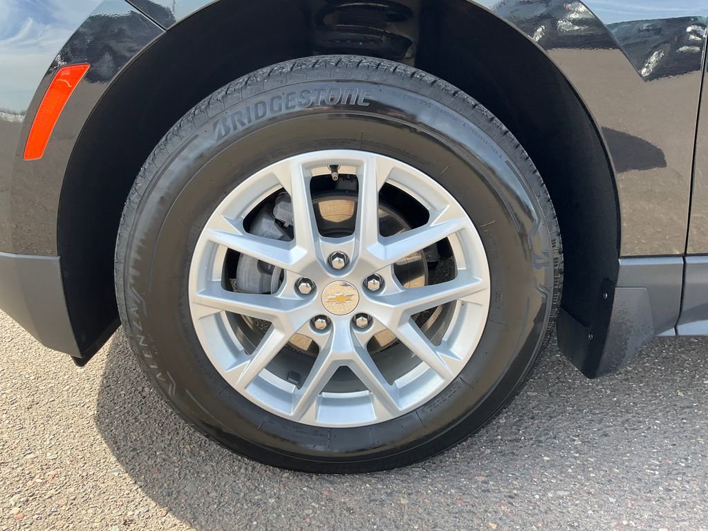 Used 2024 Chevrolet Equinox LT image 34