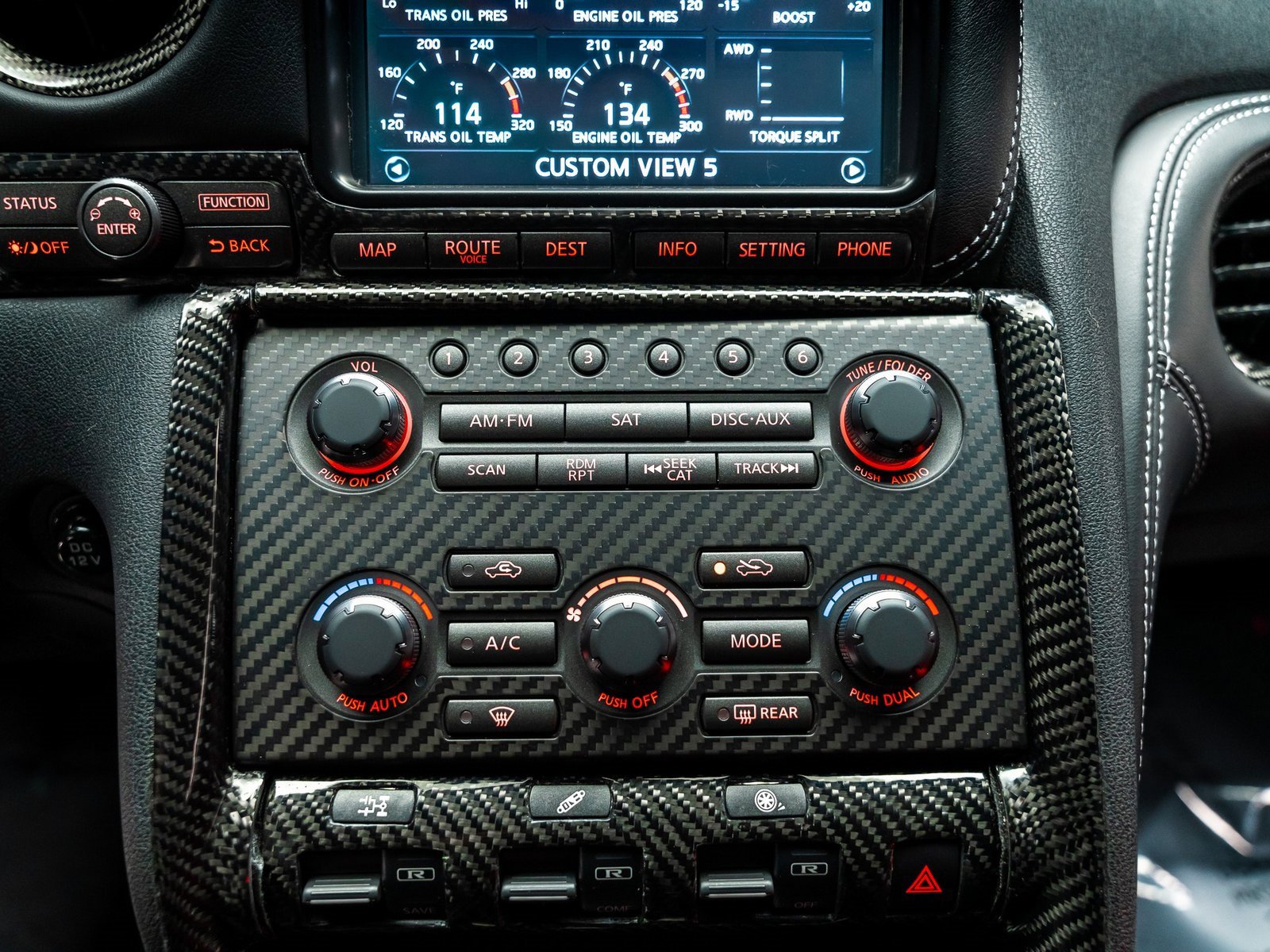 Used 2015 Nissan GT-R Premium image 48