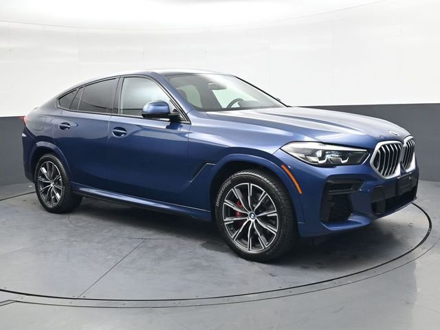 Used 2022 BMW X6 xDrive40i w/ M Sport Package image 2