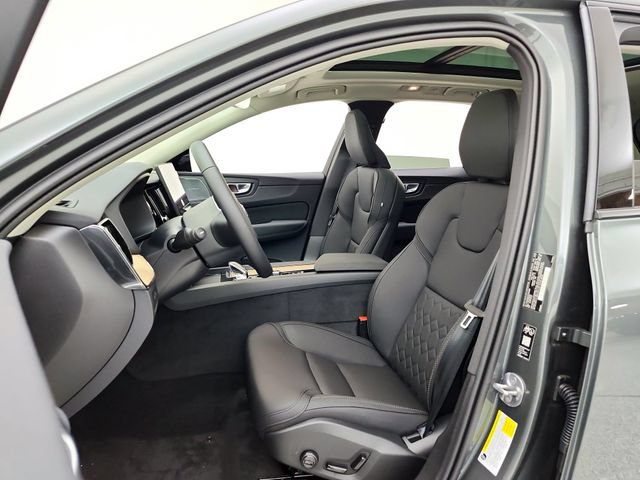 New 2026 Volvo XC60 T8 Plus w/ Protection Package Premier AWD/4WD image 21