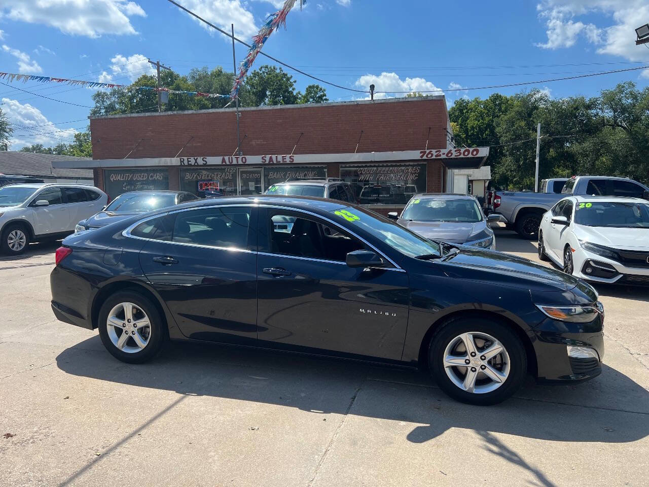 Used 2023 Chevrolet Malibu LT image 4