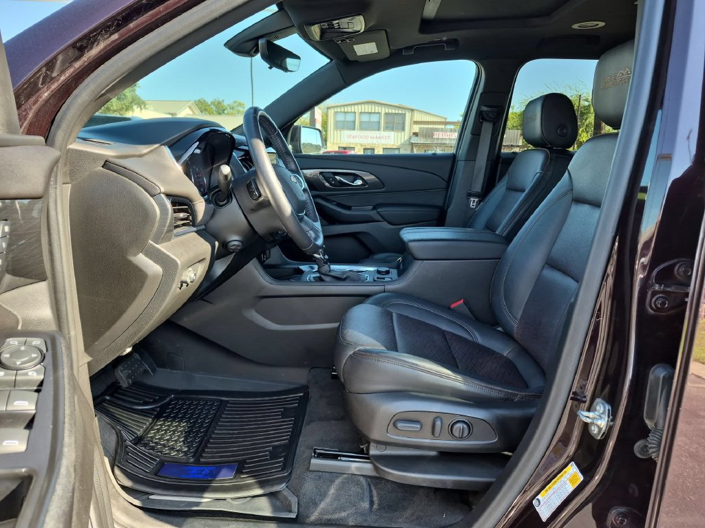 Certified 2022 Chevrolet Traverse High Country w/ LPO, Floor Liner Package FWD image 19