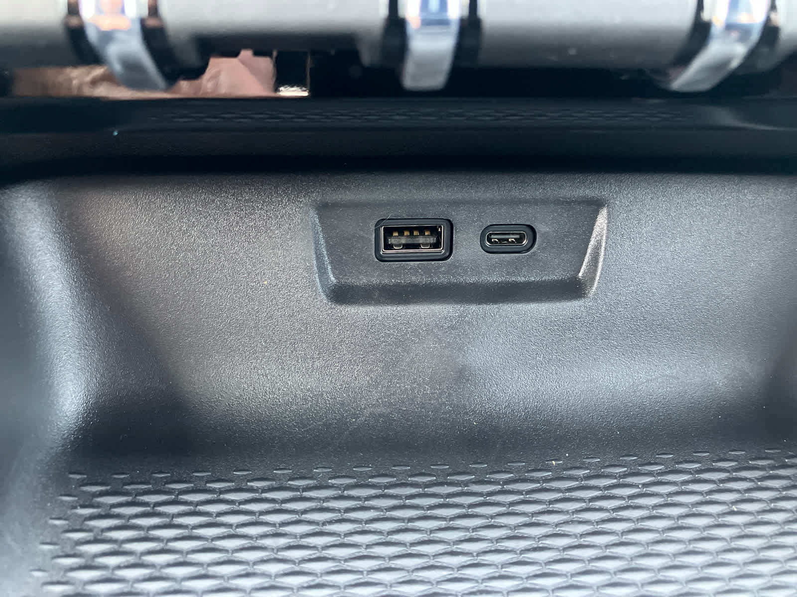 New 2027 GMC Terrain Elevation w/ LPO, Floor Liner Package AWD/4WD image 28