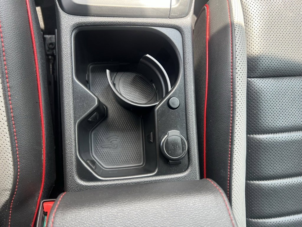 Used 2022 Volkswagen GTI Autobahn image 37