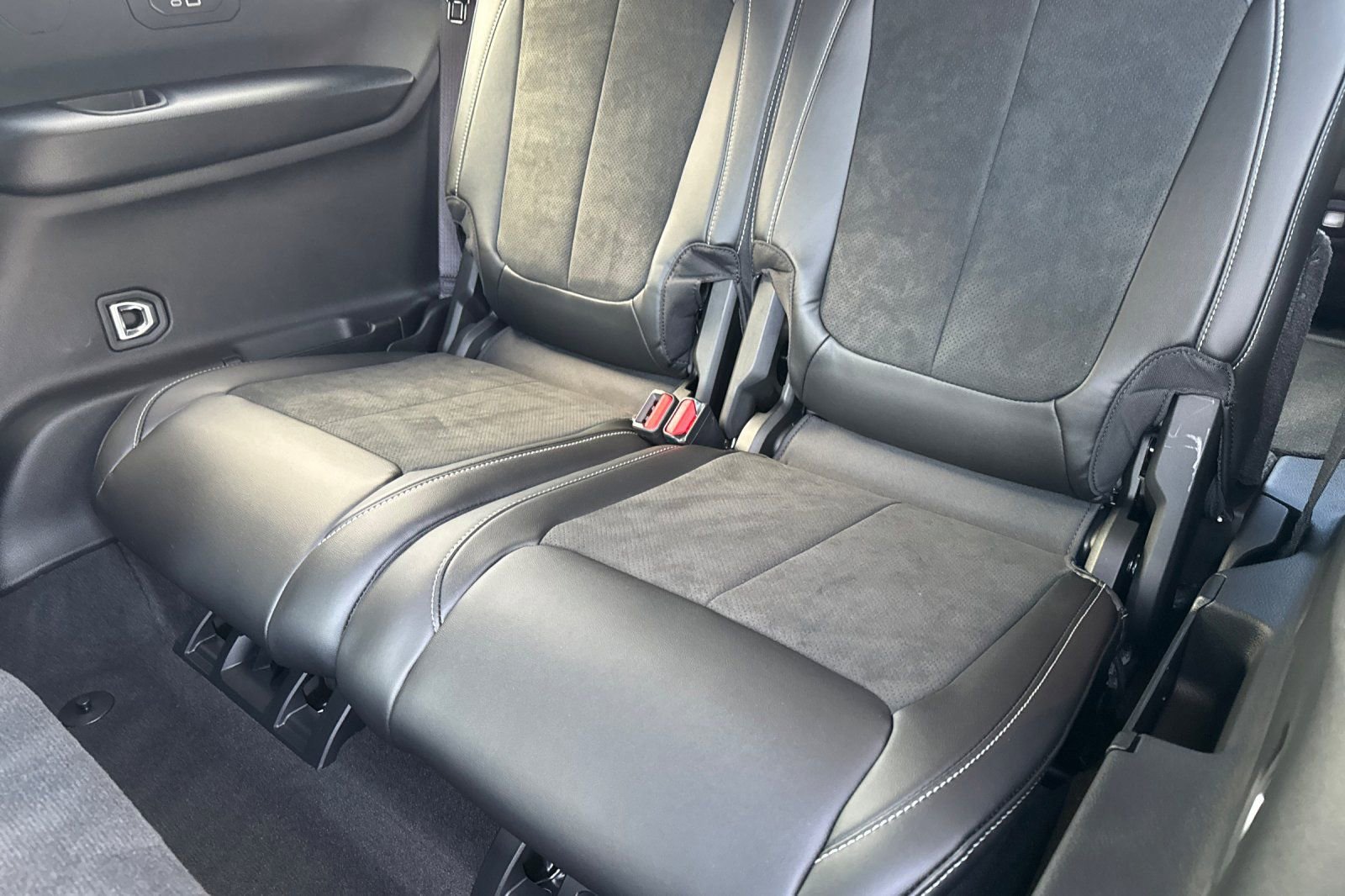 New 2025 Jeep Grand Cherokee L Altitude image 18