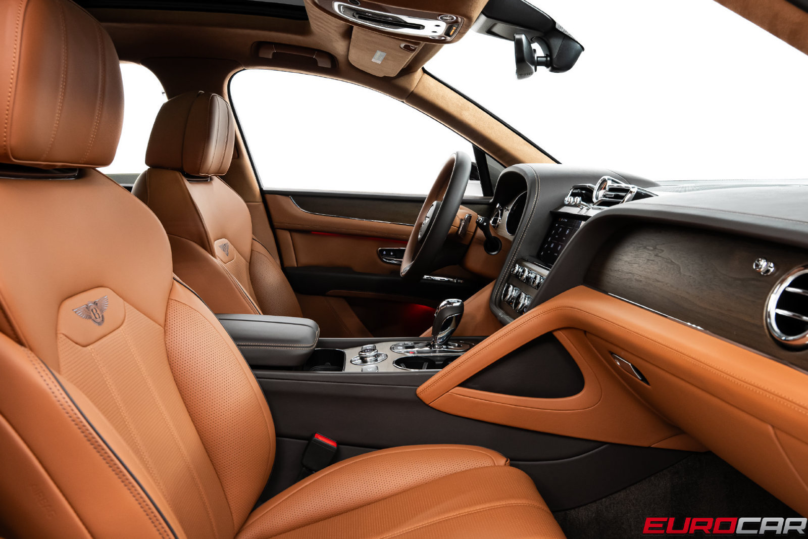 Used 2024 Bentley Bentayga AWD/4WD image 34
