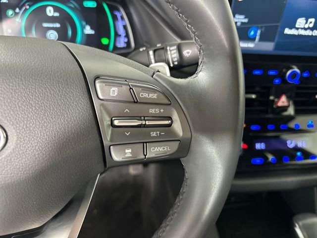 Used 2020 Hyundai Ioniq Limited image 16