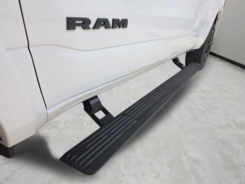New 2027 RAM 1500 Laramie w/ Night Edition AWD/4WD image 31
