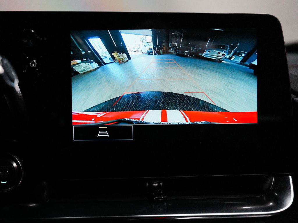 Used 2023 Chevrolet Corvette Stingray Convertible w/ Z51 Performance Package image 21