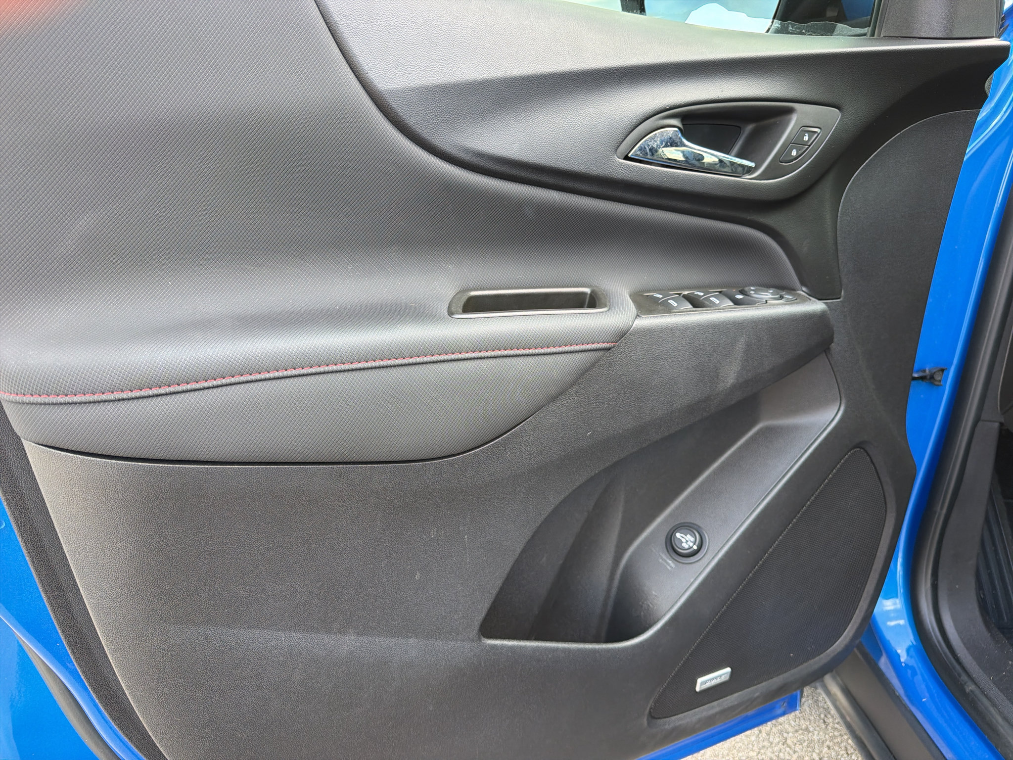 Used 2024 Chevrolet Equinox RS w/ RS Leather Package FWD image 14