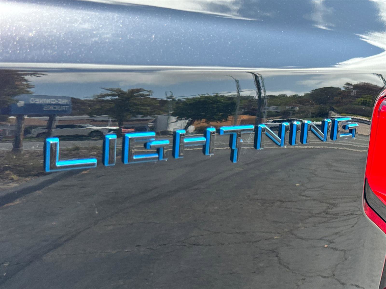 Certified 2024 Ford F150 Lightning Flash AWD/4WD image 13