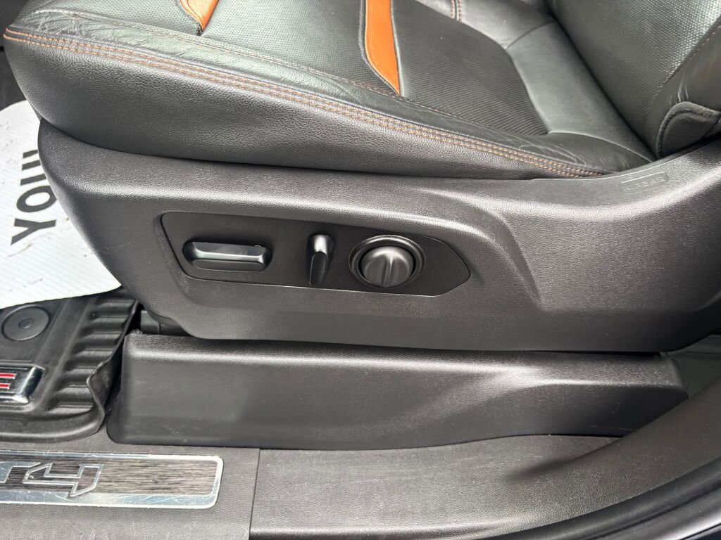 Used 2021 GMC Sierra 3500 AT4 w/ AT4 Premium Plus Package image 24