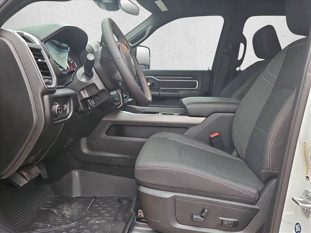 New 2026 RAM 3500 Big Horn AWD/4WD image 4