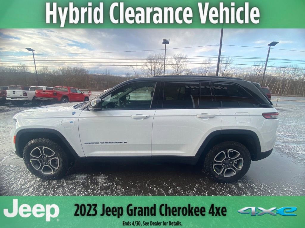 New 2023 Jeep Grand Cherokee Trailhawk image 6