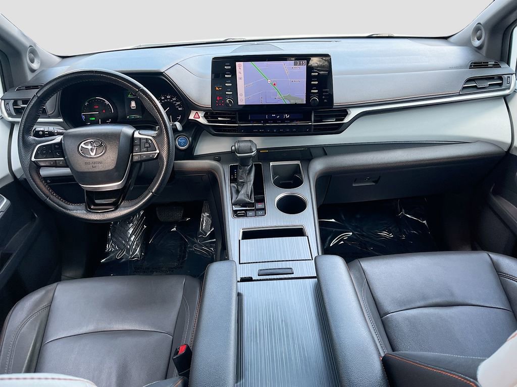 Used 2021 Toyota Sienna XSE w/ XSE Plus Package image 24