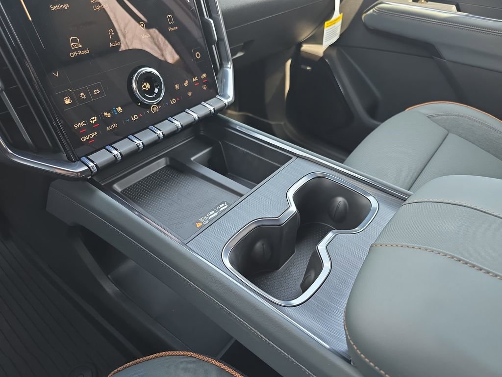 New 2026 GMC Acadia AT4 w/ Luxury Package AWD/4WD image 27