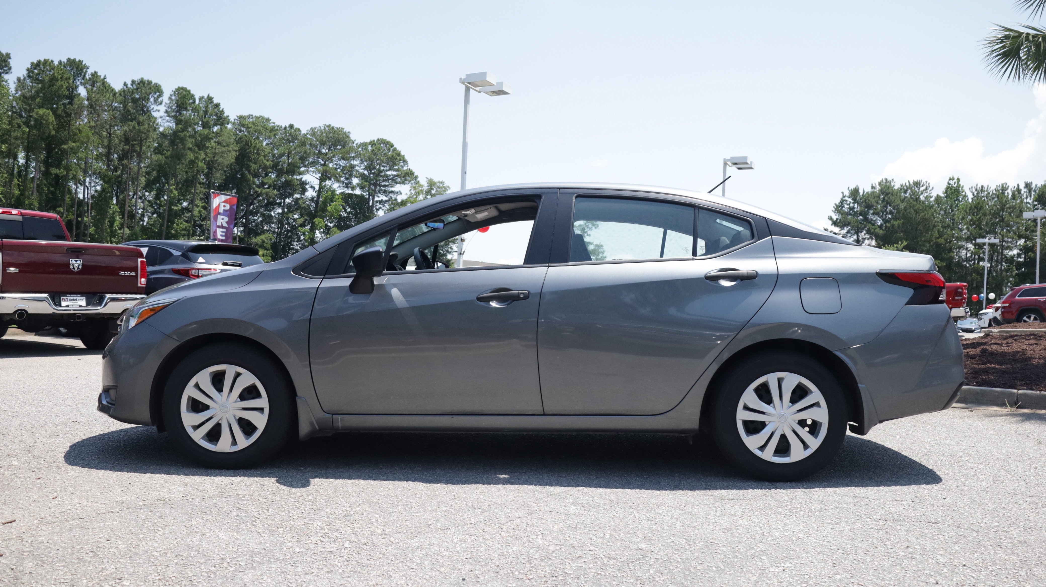 Used 2024 Nissan Versa S w/ Trunk Package FWD image 2