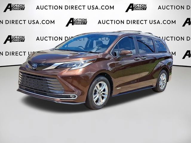 Used 2021 Toyota Sienna Limited image 1