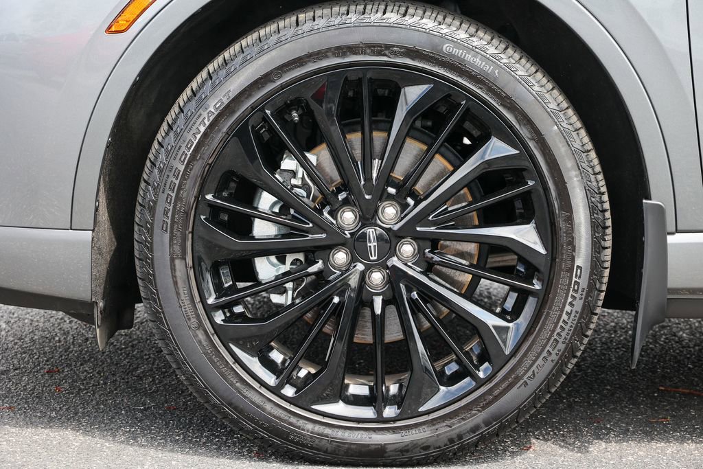 Used 2025 Lincoln Corsair Grand Touring w/ Jet Appearance Package image 31