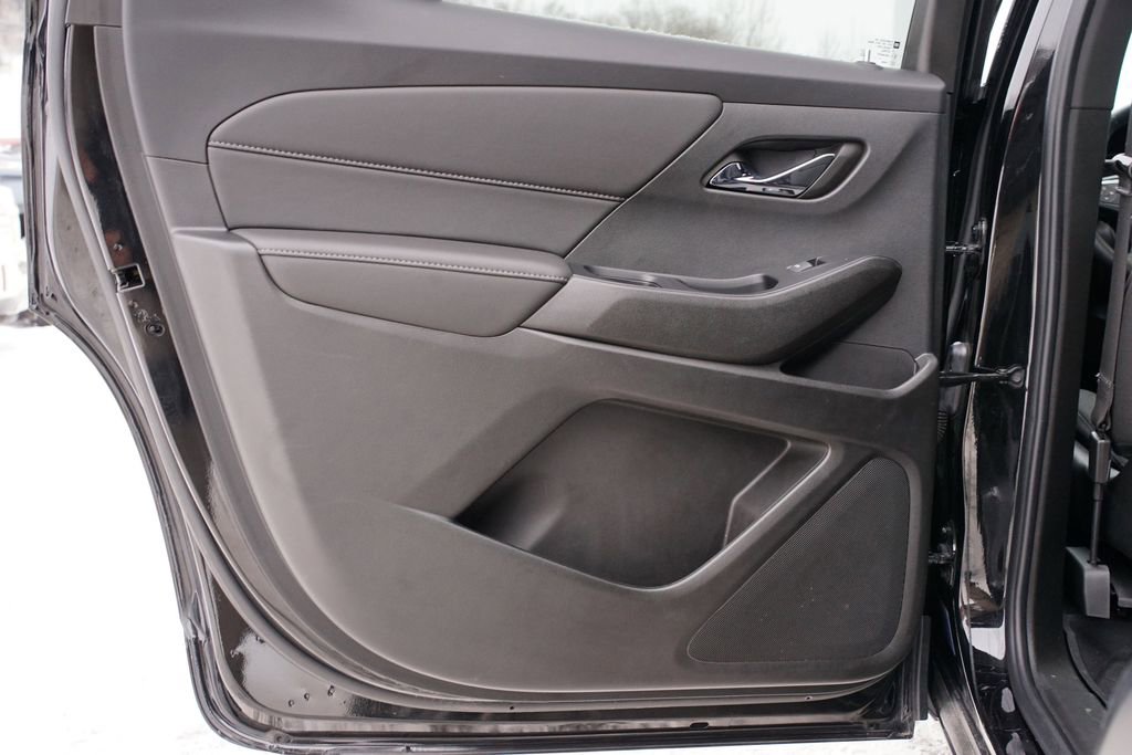 Used 2023 Chevrolet Traverse LT image 22