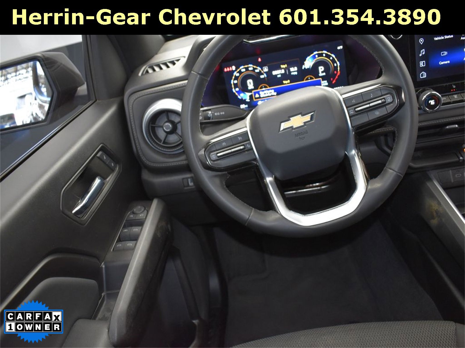 Used 2024 Chevrolet Colorado LT w/ LT Convenience Package II image 29