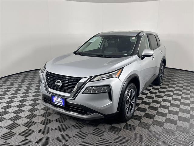 Used 2023 Nissan Rogue SV image 9