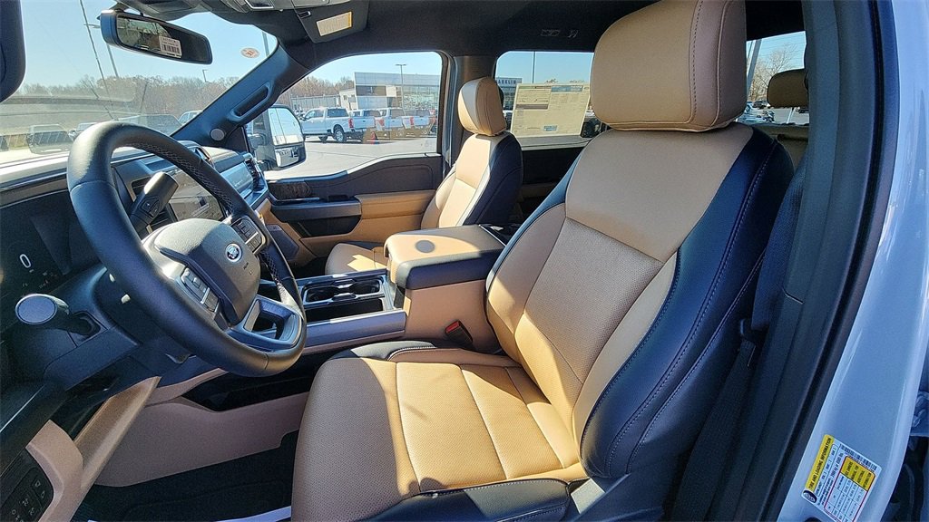 New 2026 Ford F350 Lariat image 15