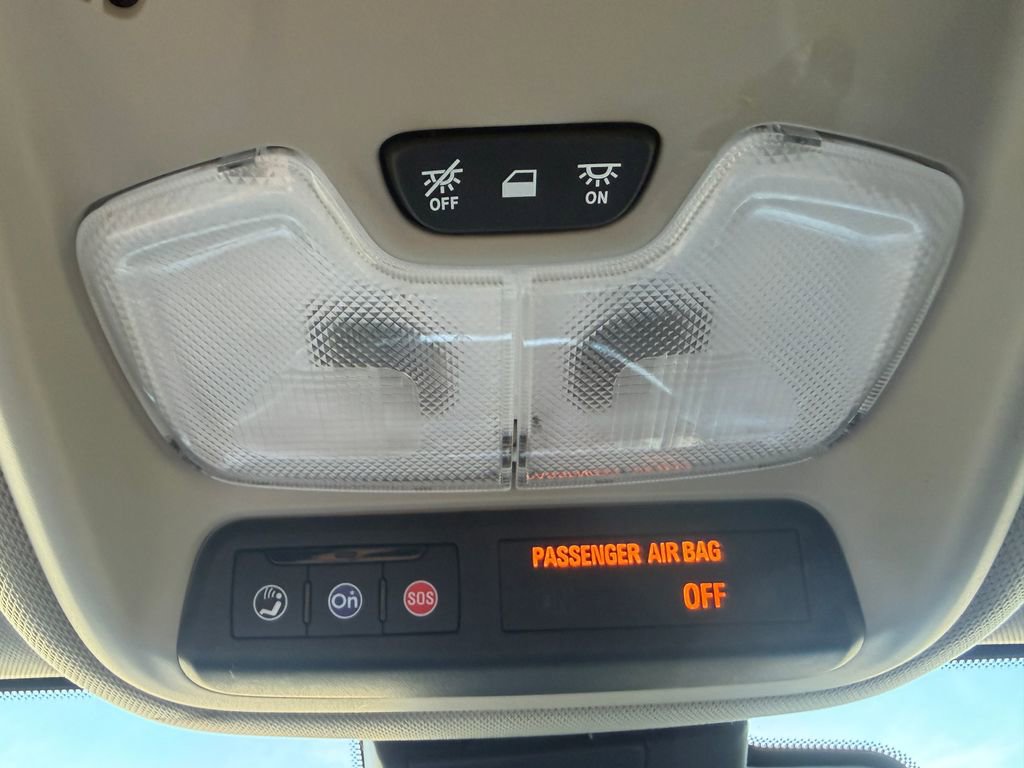 Used 2023 Buick Encore GX Select image 29