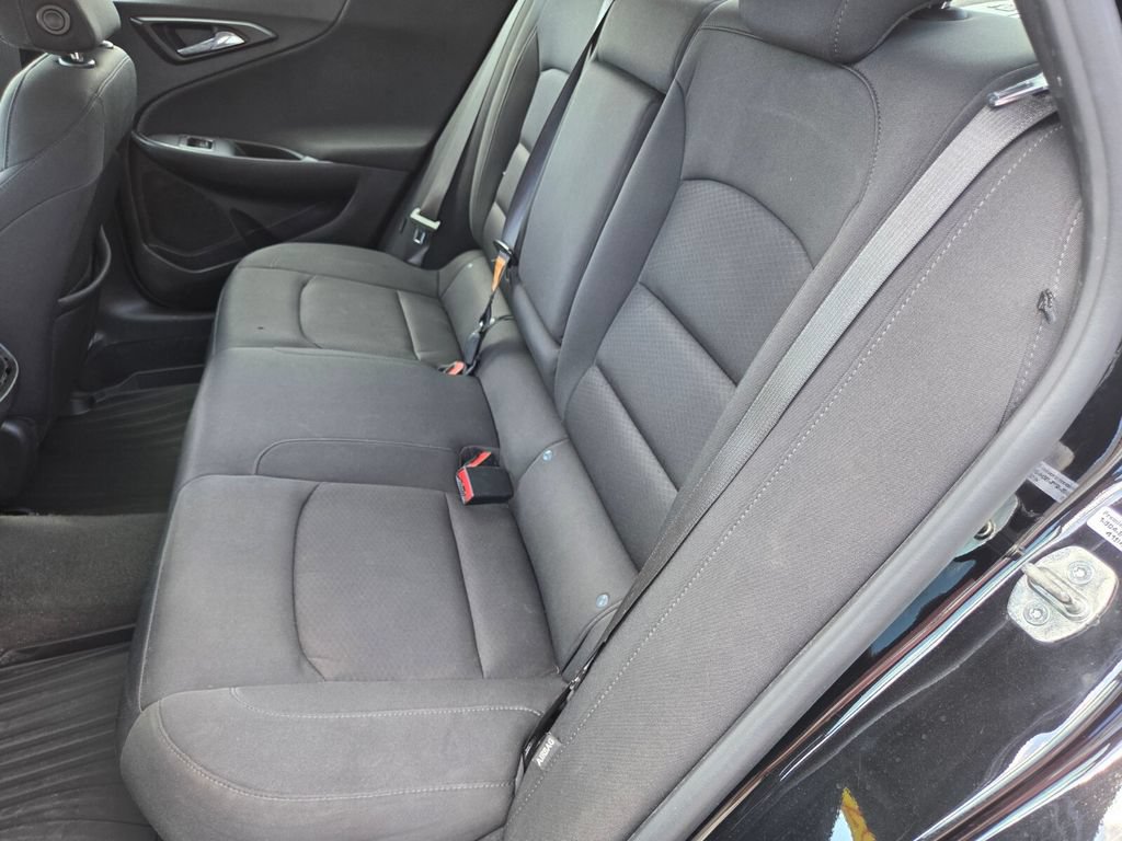 Used 2021 Chevrolet Malibu LT FWD image 22