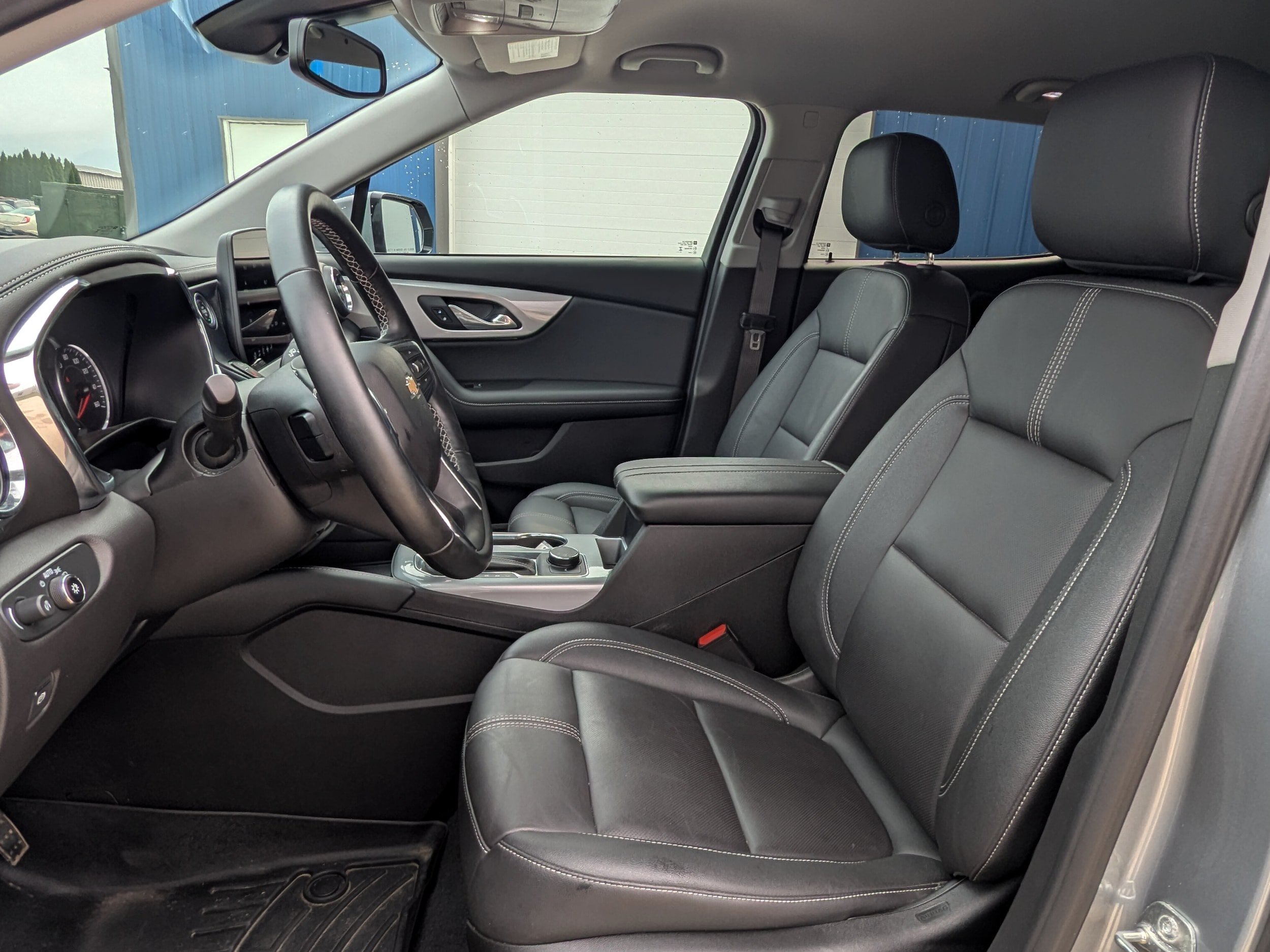 Used 2024 Chevrolet Blazer LT AWD/4WD image 9