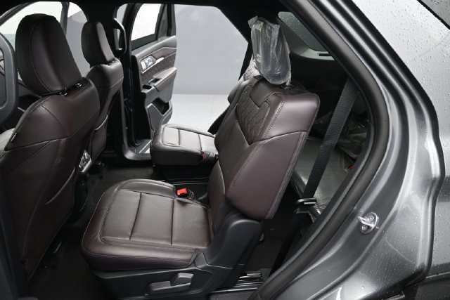 New 2027 Ford Explorer Platinum w/ LUX Leather Package AWD/4WD image 18