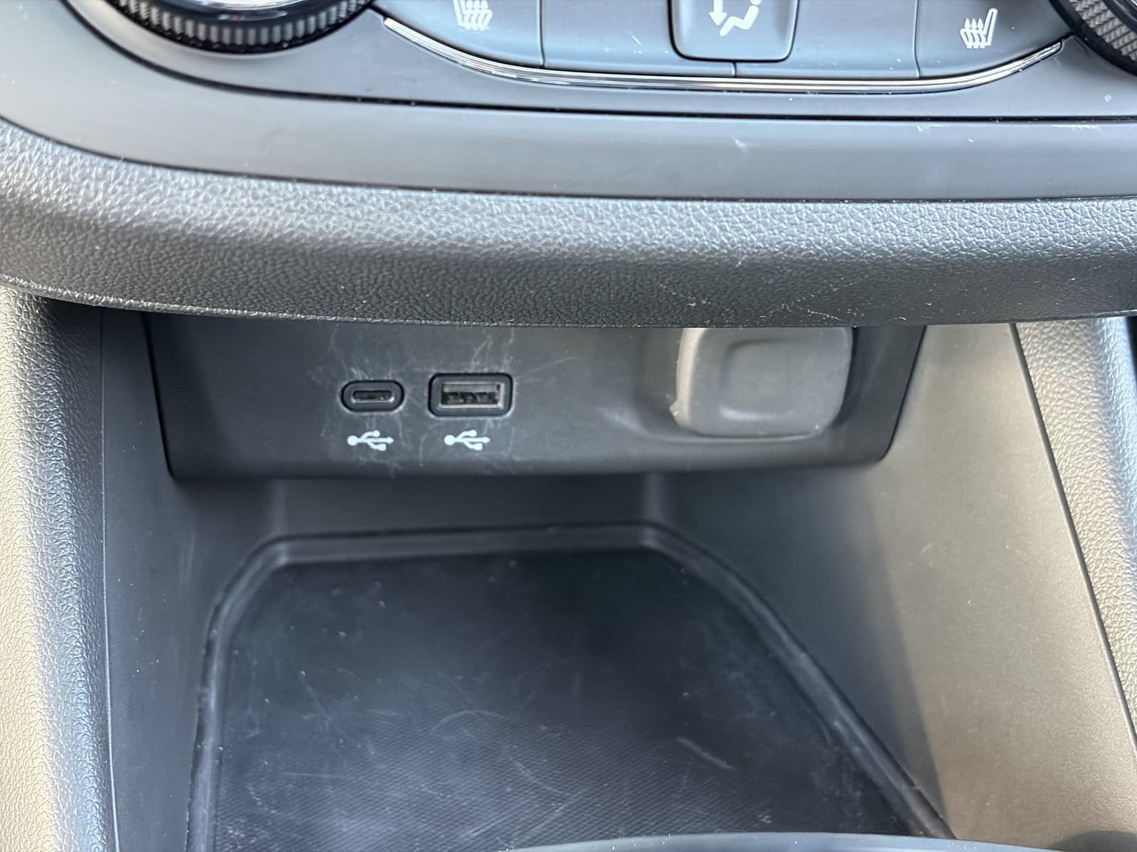 Certified 2024 Buick Envista Preferred w/ Convenience I Package FWD image 30