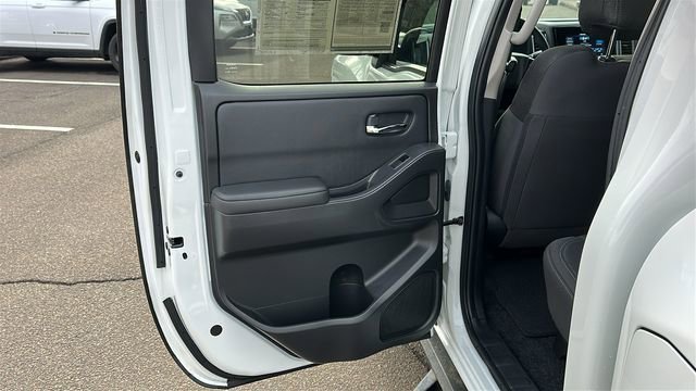 Certified 2023 Nissan Frontier SV w/ Tow Package image 19
