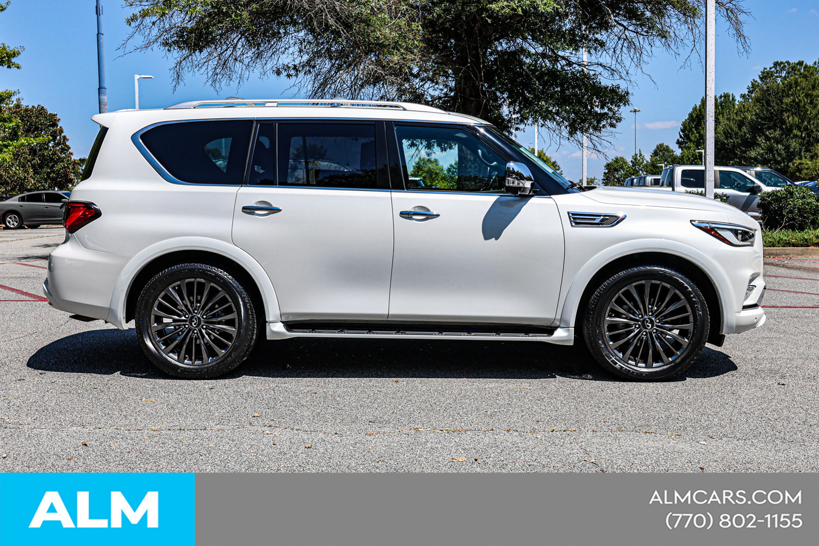 Used 2023 INFINITI QX80 Sensory w/ Cargo Package RWD image 10