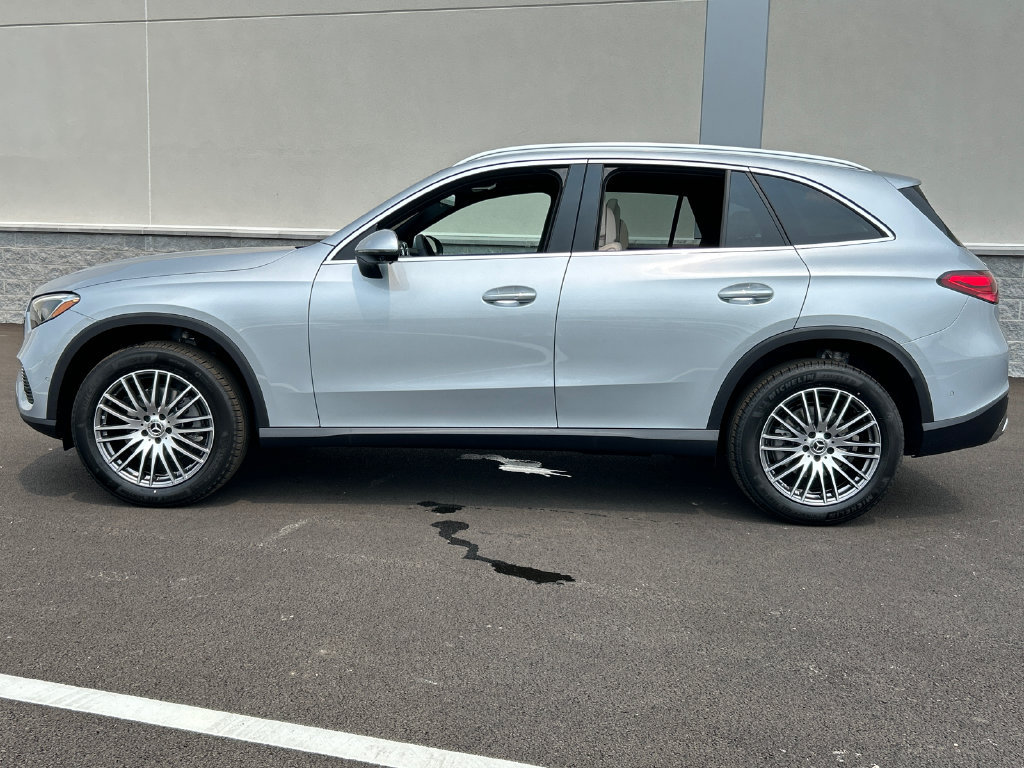 New 2026 Mercedes-Benz GLC 300 4MATIC image 4
