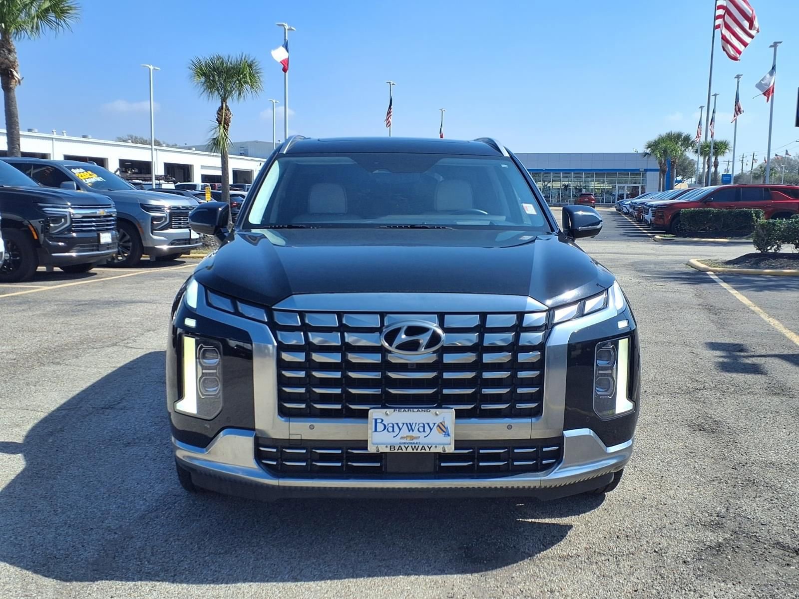 Used 2024 Hyundai Palisade Calligraphy image 19
