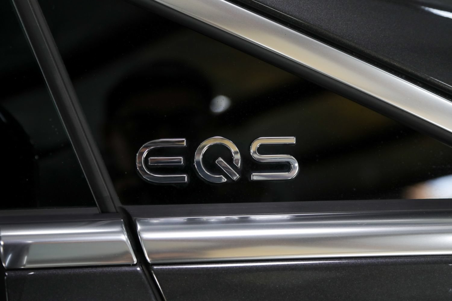 Used 2023 Mercedes-Benz EQS AMG 4MATIC w/ Trim Level Package image 16