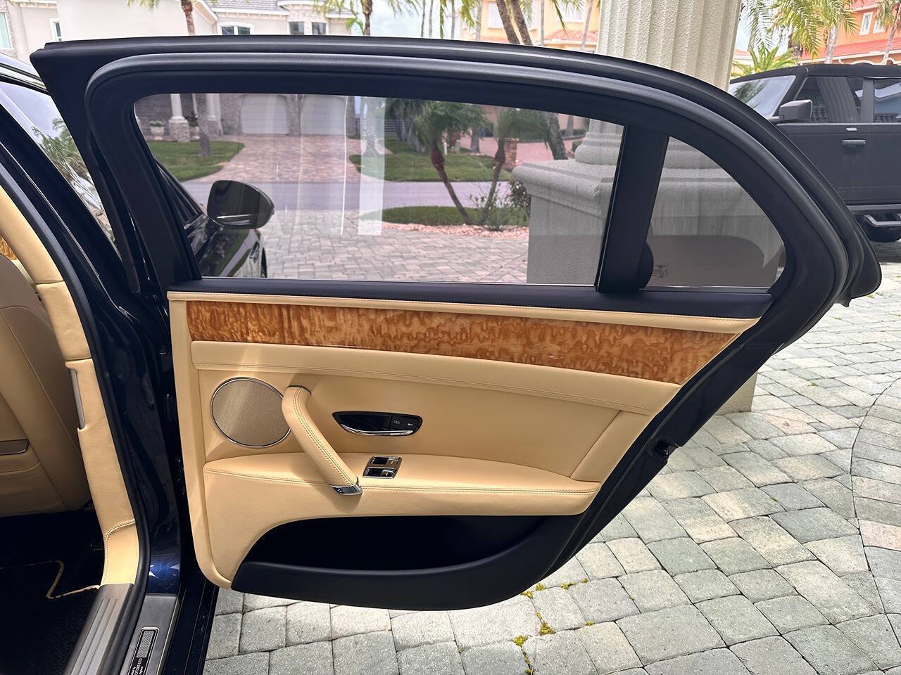 Used 2014 Bentley Flying Spur W12 AWD/4WD image 77