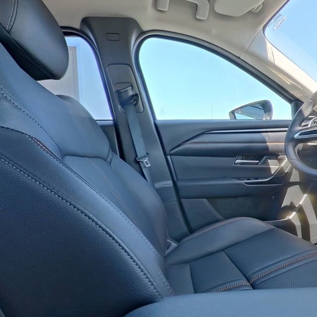 Used 2025 MAZDA CX-50 2.5 Hybrid w/ Premium Plus Pkg AWD/4WD image 28