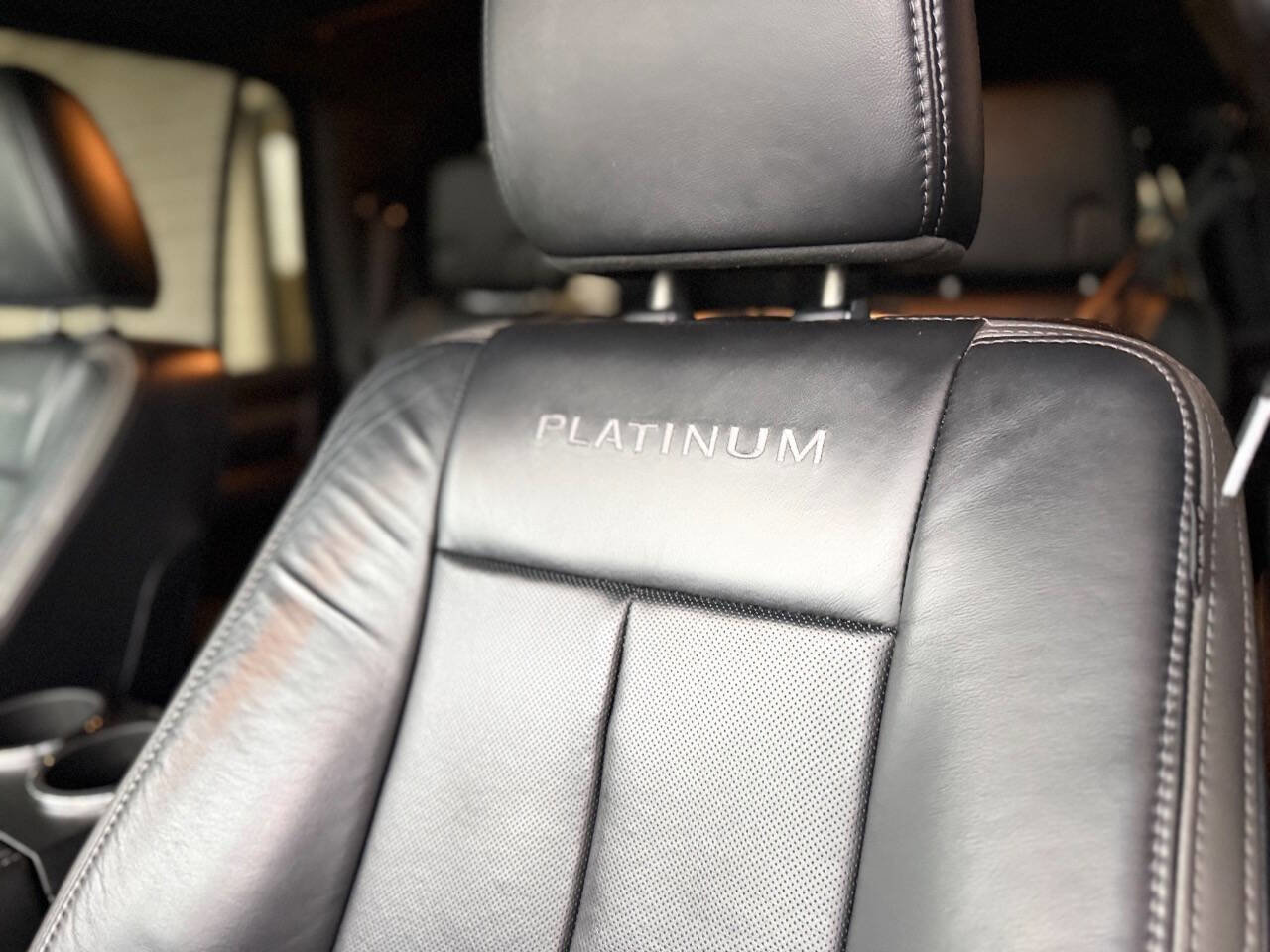 Used 2016 Ford Expedition Platinum image 29