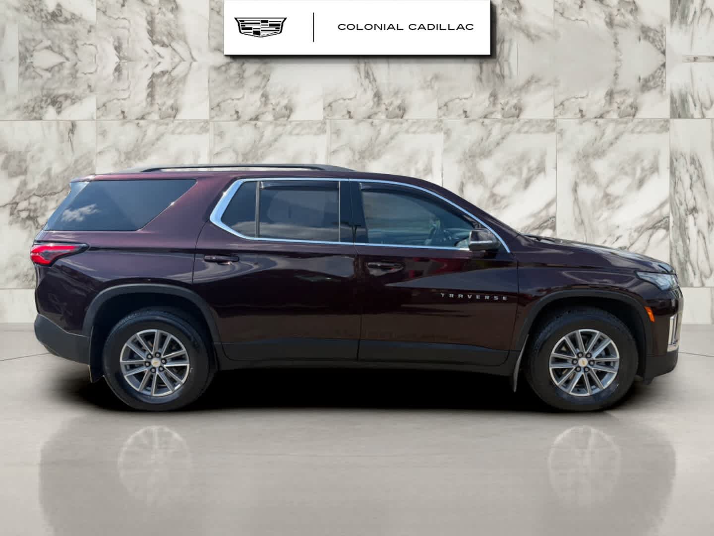 Used 2023 Chevrolet Traverse LT AWD/4WD image 7