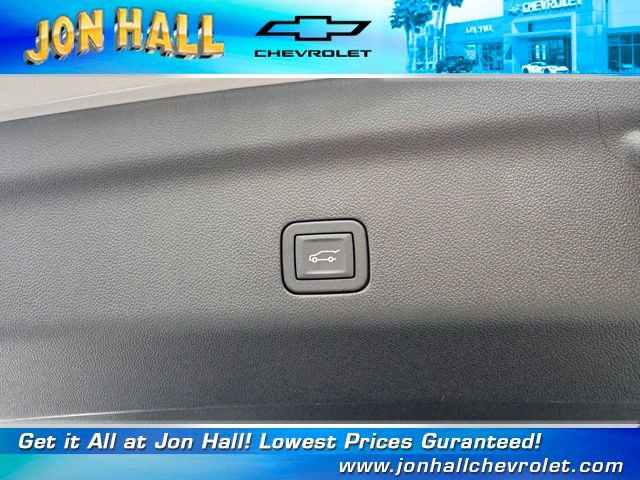 New 2026 Chevrolet Suburban High Country image 13