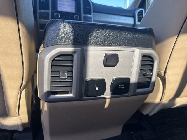 Used 2019 Ford F350 Lariat w/ Lariat Value Package AWD/4WD image 18