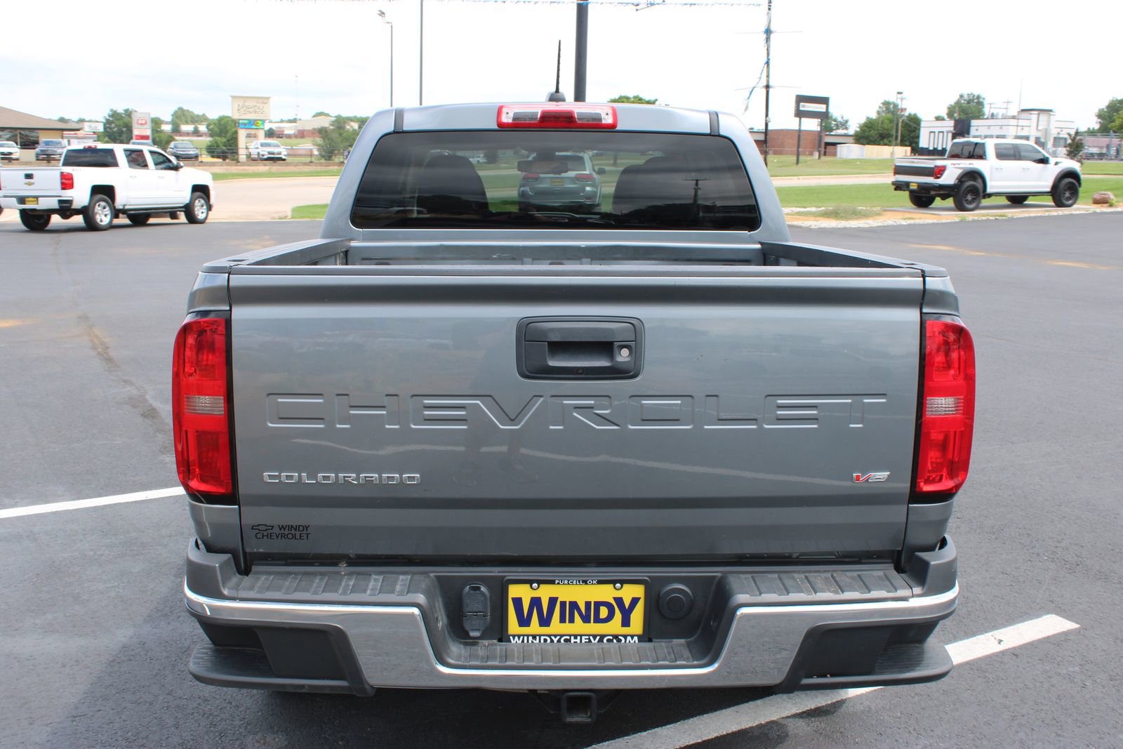 Used 2022 Chevrolet Colorado W/T AWD/4WD image 7