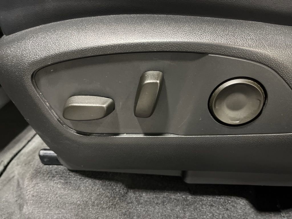 Certified 2024 GMC Acadia Elevation image 14