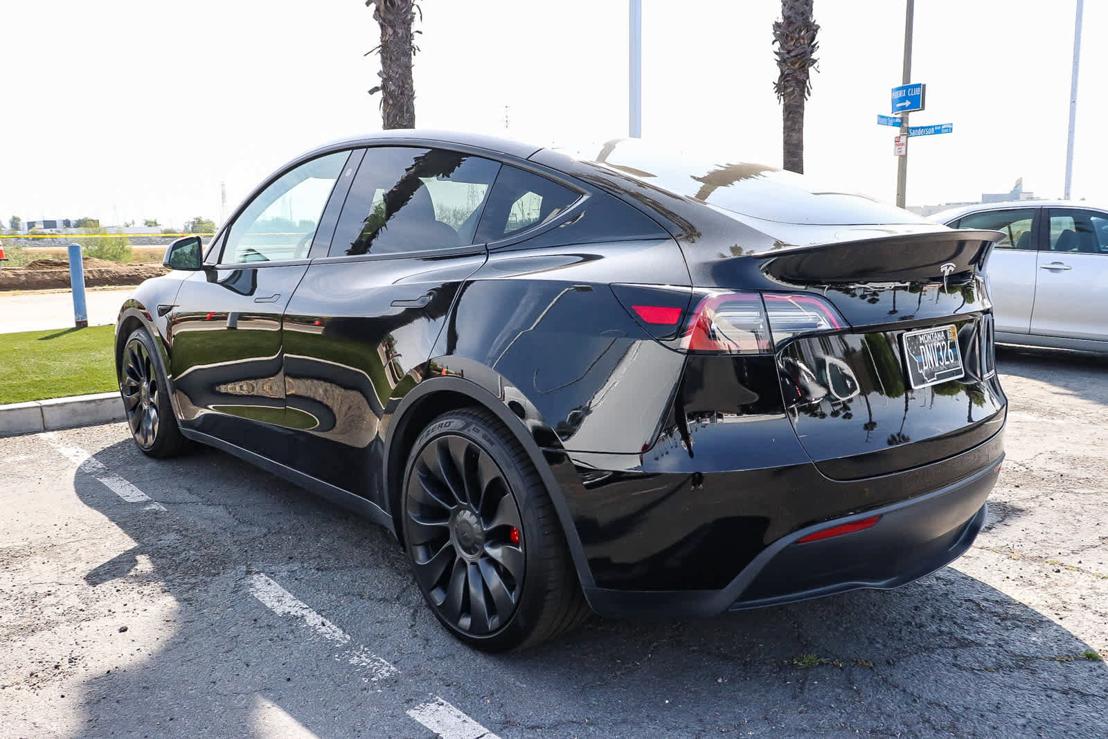 Used 2022 Tesla Model Y Performance image 5